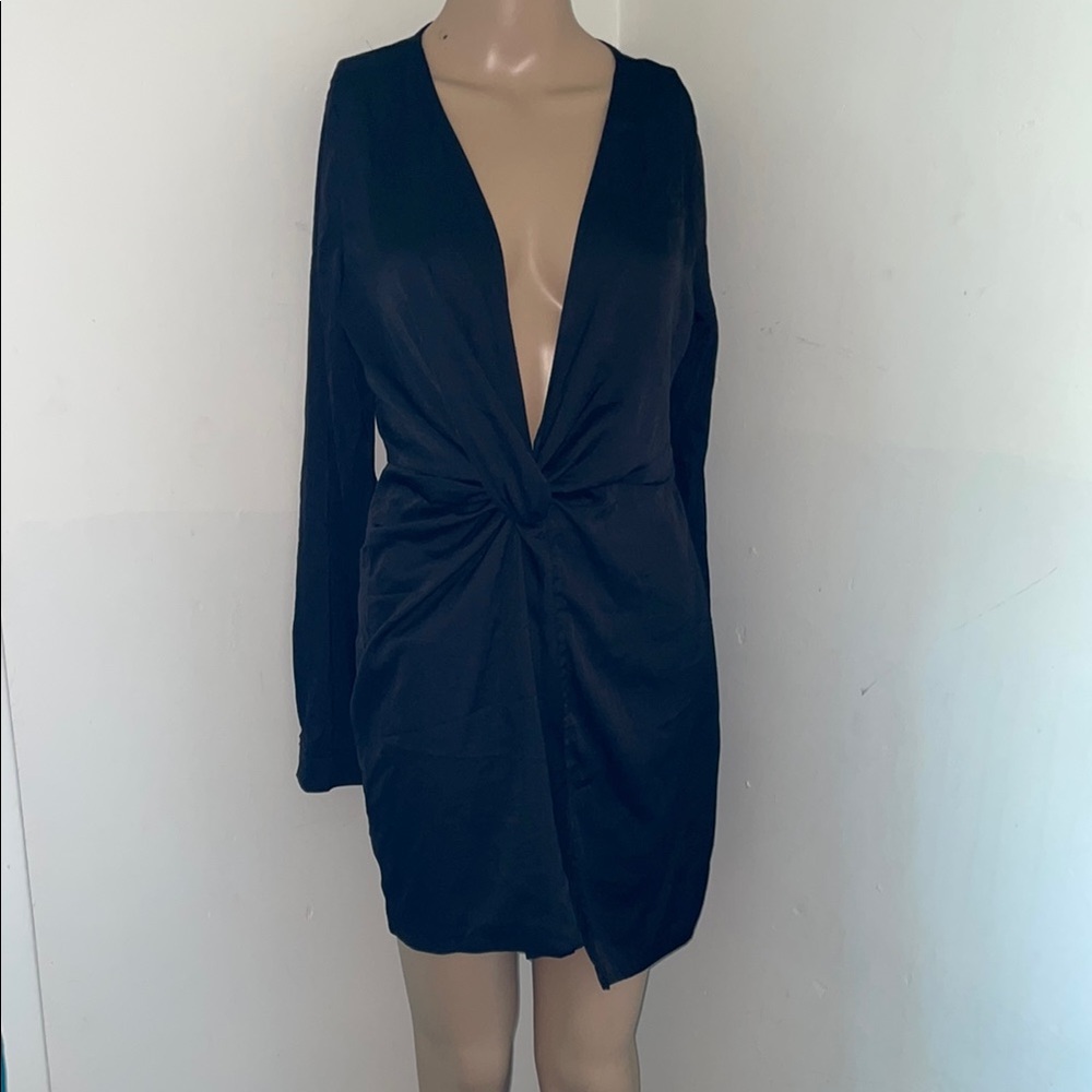 Elegant Black Long Sleeve Dress